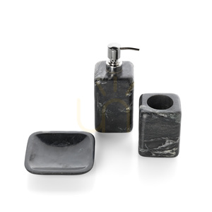 Uchwyt na szczoteczki BAZAR BIZAR z marmuru Marine Black 10x10x10 cm 4 Uchwyt na szczoteczki BAZAR BIZAR z marmuru Marine Black 10x10x10 cm small 4