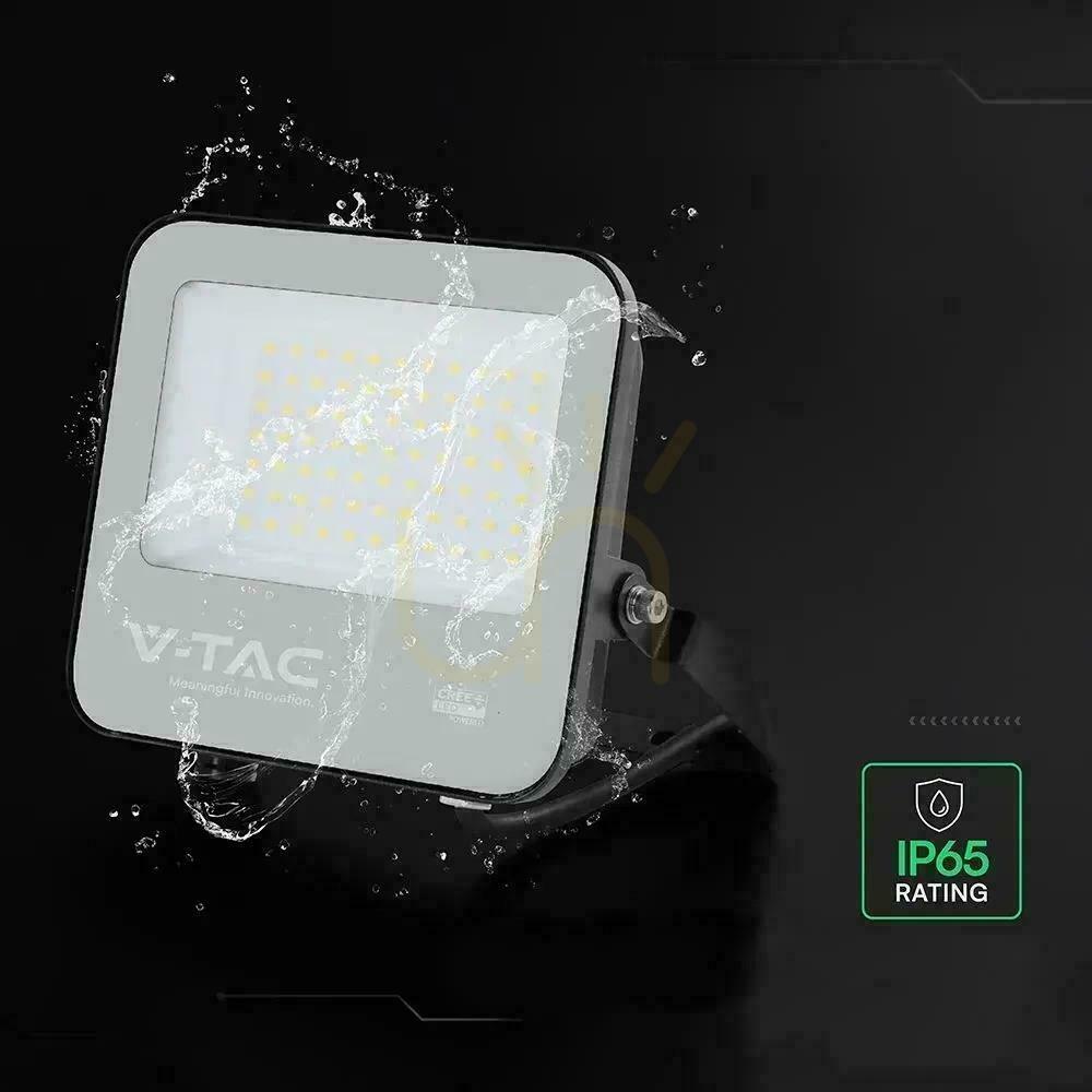 Obejrzyj Naświetlacz LED V-TAC CREE CHIP 50W 185Lm/W czarny VT-4456 6500K 9250lm 6 lat gwarancji Naświetlacz LED V-TAC CREE CHIP 50W 185Lm/W czarny VT-4456 6500K 9250lm 6 lat gwarancji