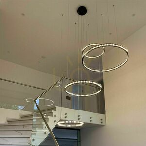 Lampa wisząca LED s.luce Atom Ring 80 cm, czarny chrom, 3000 K, ściemnialna small 3