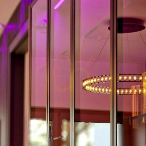 Lampa wisząca LED s.luce Atom Ring 80 cm, czarny chrom, 3000 K, ściemnialna small 7