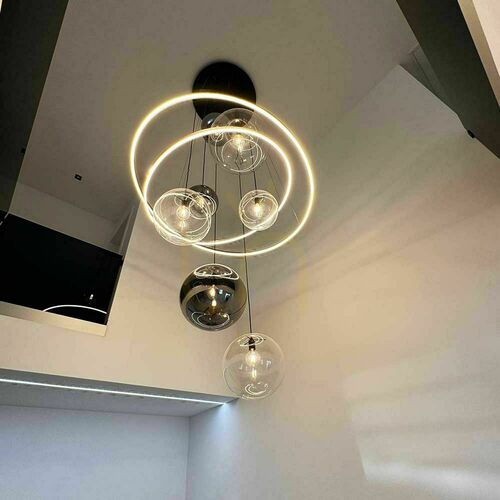 Sprawdź Żyrandol s.luce Galaxy XXL LED 8-ramienny z szklanymi kulami, wielokolorowy