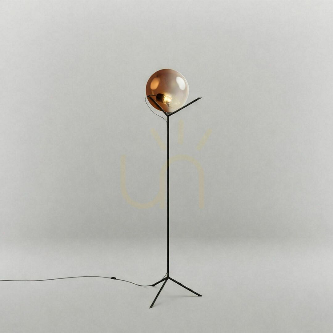Zobacz Lampa podłogowa s.luce Orb miedziana szklana kula 170 cm Lampa podłogowa s.luce Orb miedziana szklana kula 170 cm