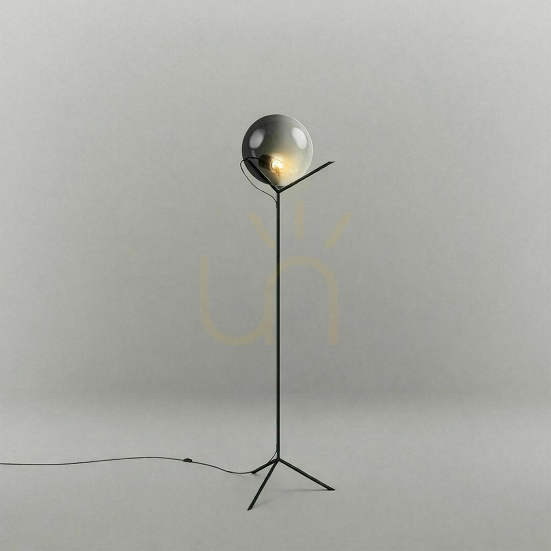 Pokaż Lampa podłogowa s.luce Orb miedziana szklana kula 170 cm Lampa podłogowa s.luce Orb miedziana szklana kula 170 cm