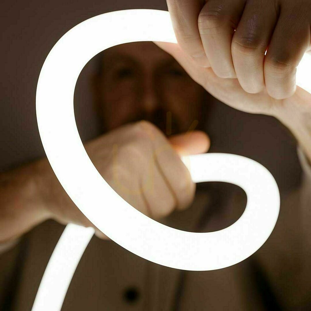 Pokaż Żyrandol LED s.luce Arion biały 6-punktowy nowoczesny do salonu Żyrandol LED s.luce Arion biały 6-punktowy nowoczesny do salonu