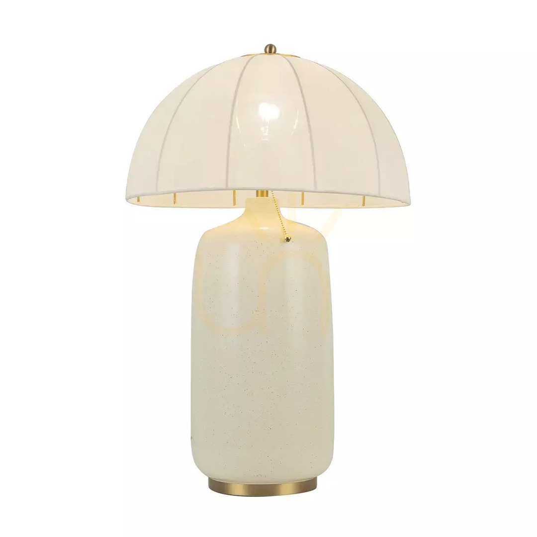 Zobacz Lampa stołowa Crosby - 1 źródło światła - Szczotkowane złoto Elstead Lampa stołowa Crosby - 1 źródło światła - Szczotkowane złoto Elstead