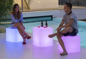 Stolik Ogrodowy CUBY 3195 Biały 1xLED 2 Stolik Ogrodowy CUBY 3195 Biały 1xLED small 2