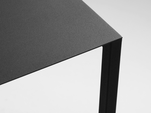 Sprawdź Stolik boczny CustomForm LUPE METAL 60 – czarny RAL 9005