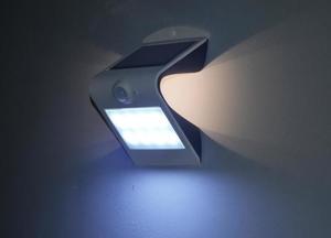 Kinkiet Solarny 1.5W LED 4000K Czarny 220lm 1 Kinkiet Solarny 1.5W LED 4000K Czarny 220lm small 1